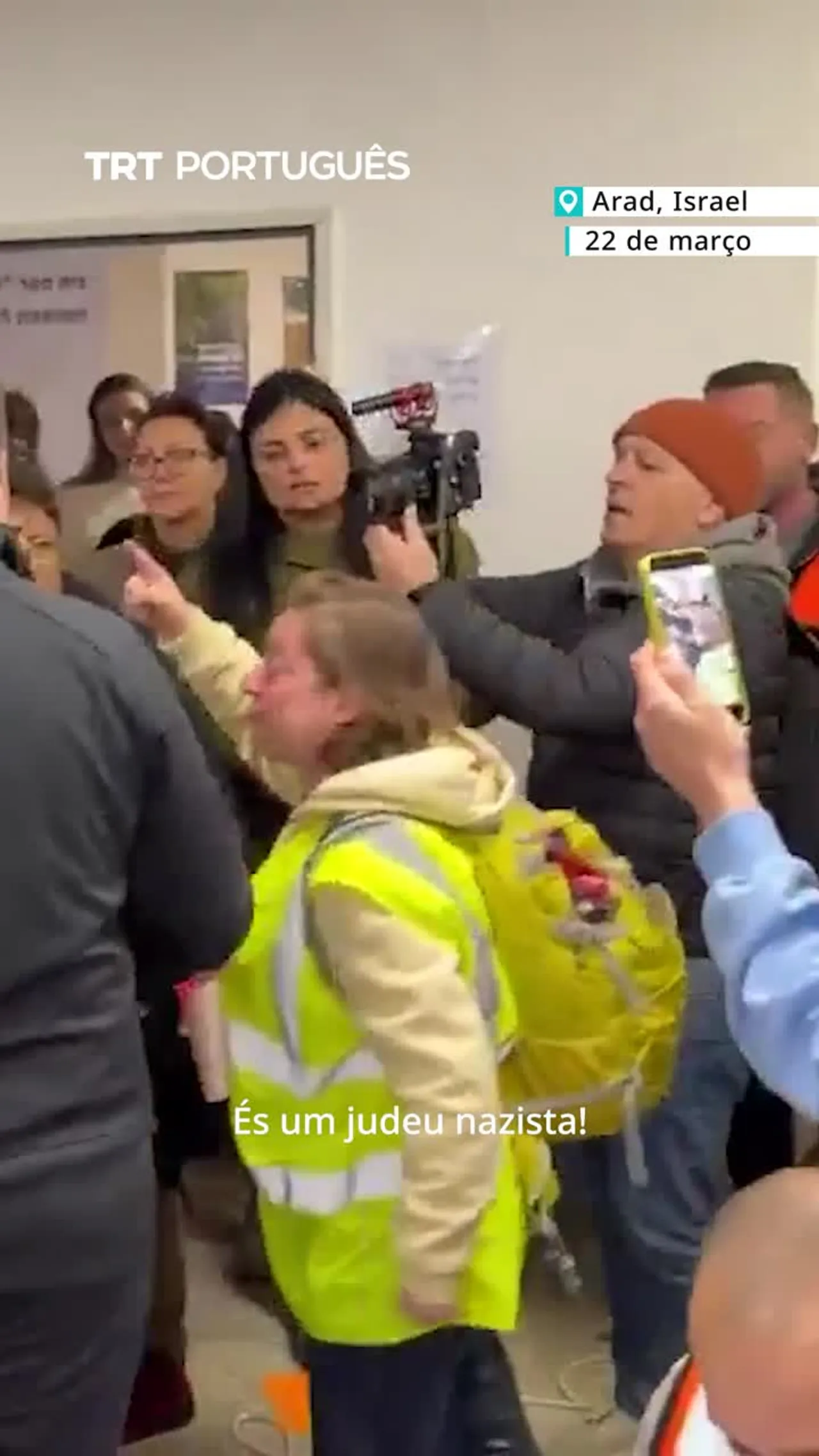 Ben Gvir foi alvo de protestos por parte de um israelita em Arad, após ataques iranianos