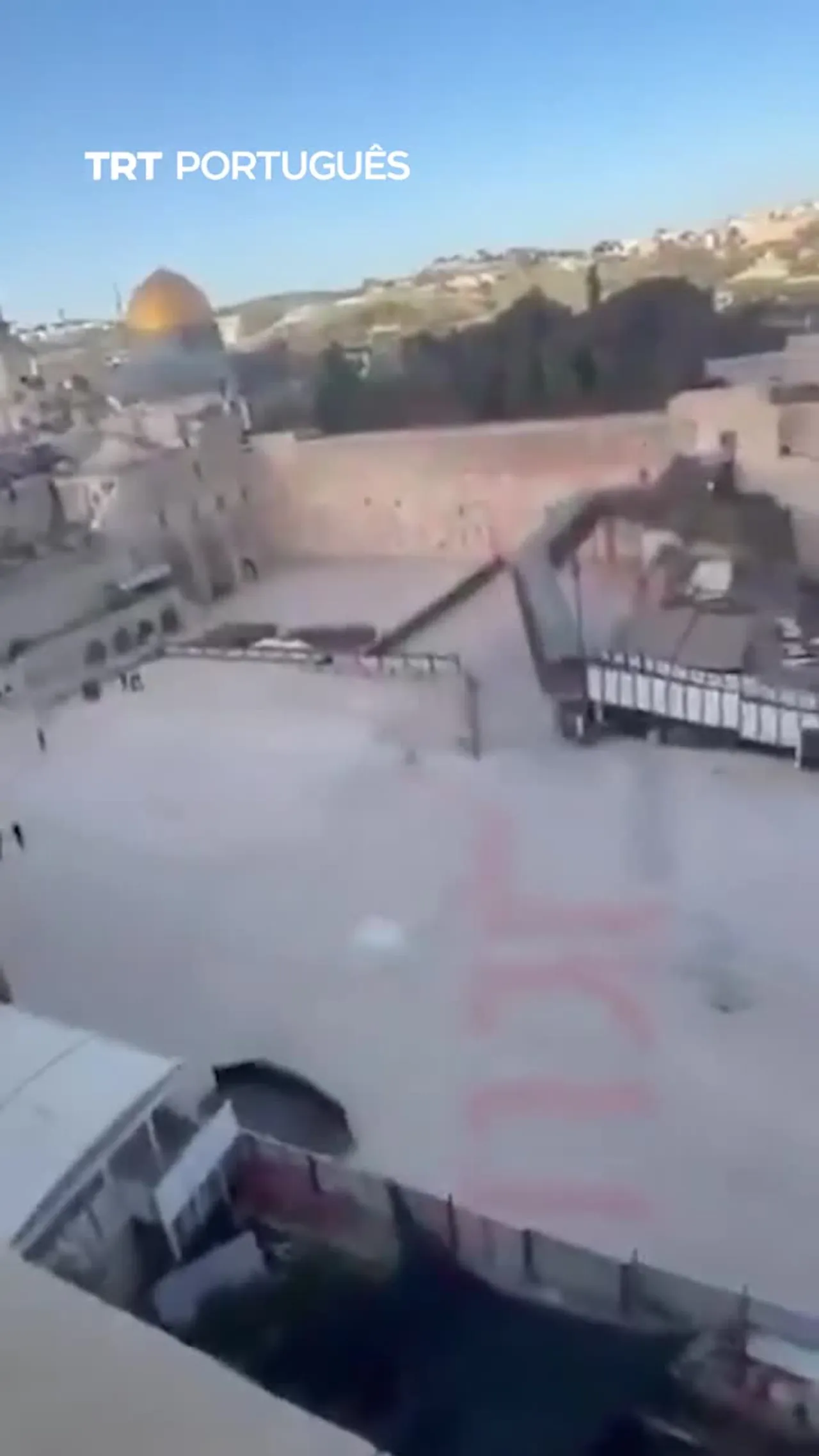 Ministro israelita genocida invade a Mesquita de Al-Aqsa