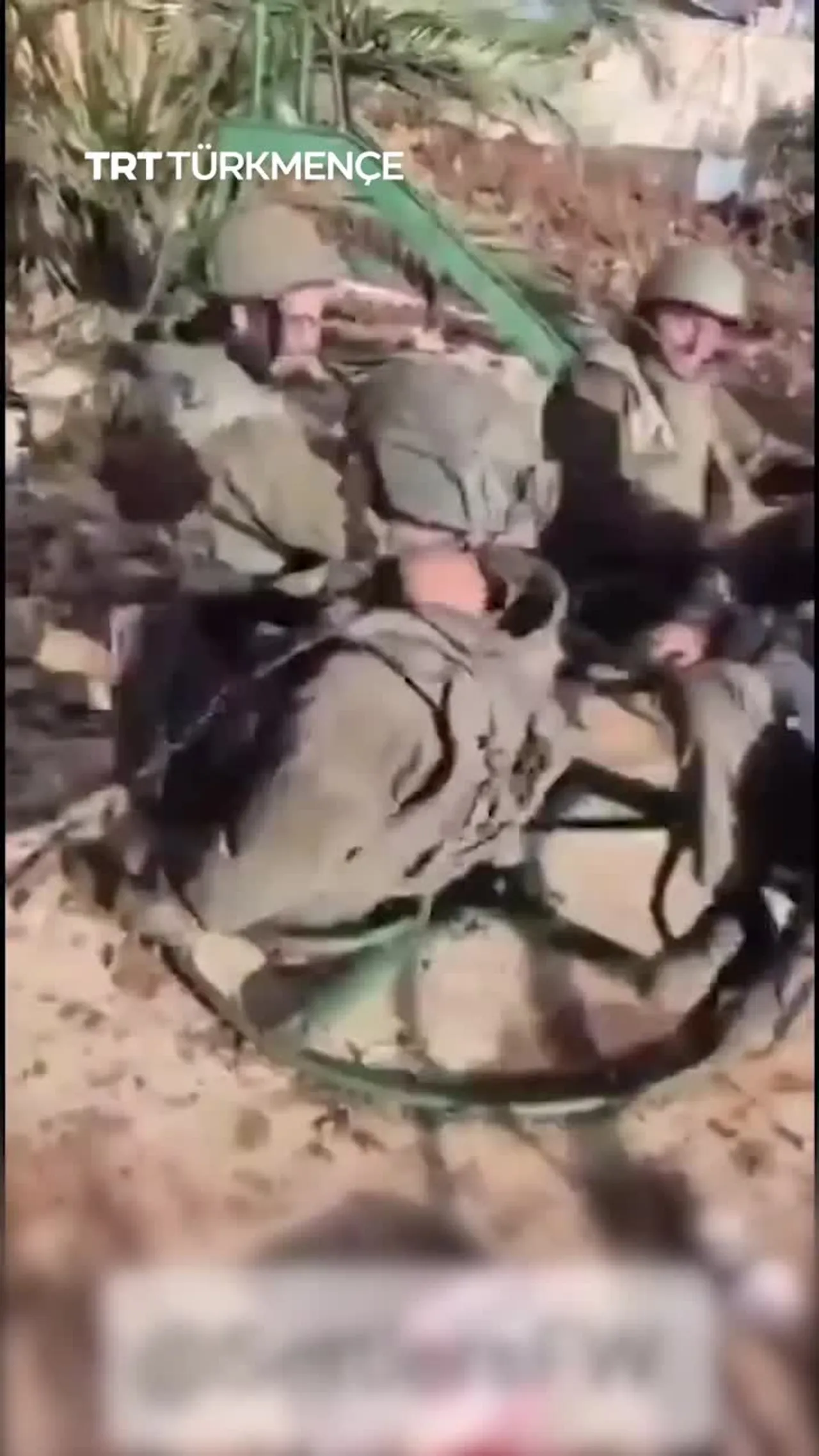 YSRAÝYLLY ESGERLER LIWANYŇ GÜNORTASYNDA ÇAGALAR PARKYNDA OÝNAP ÝÖREN MAHALLARYNY WIDEOÝAZGA ALDYLAR