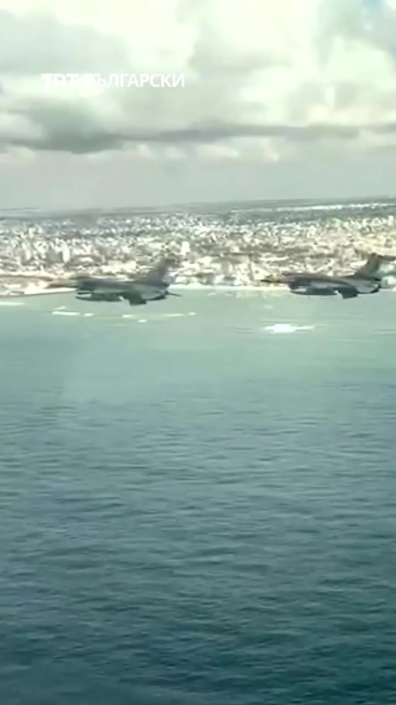 Изтребители F-16 и хеликоптери, разположени от Тюркийе в Сомалия, извършиха почетен прелет