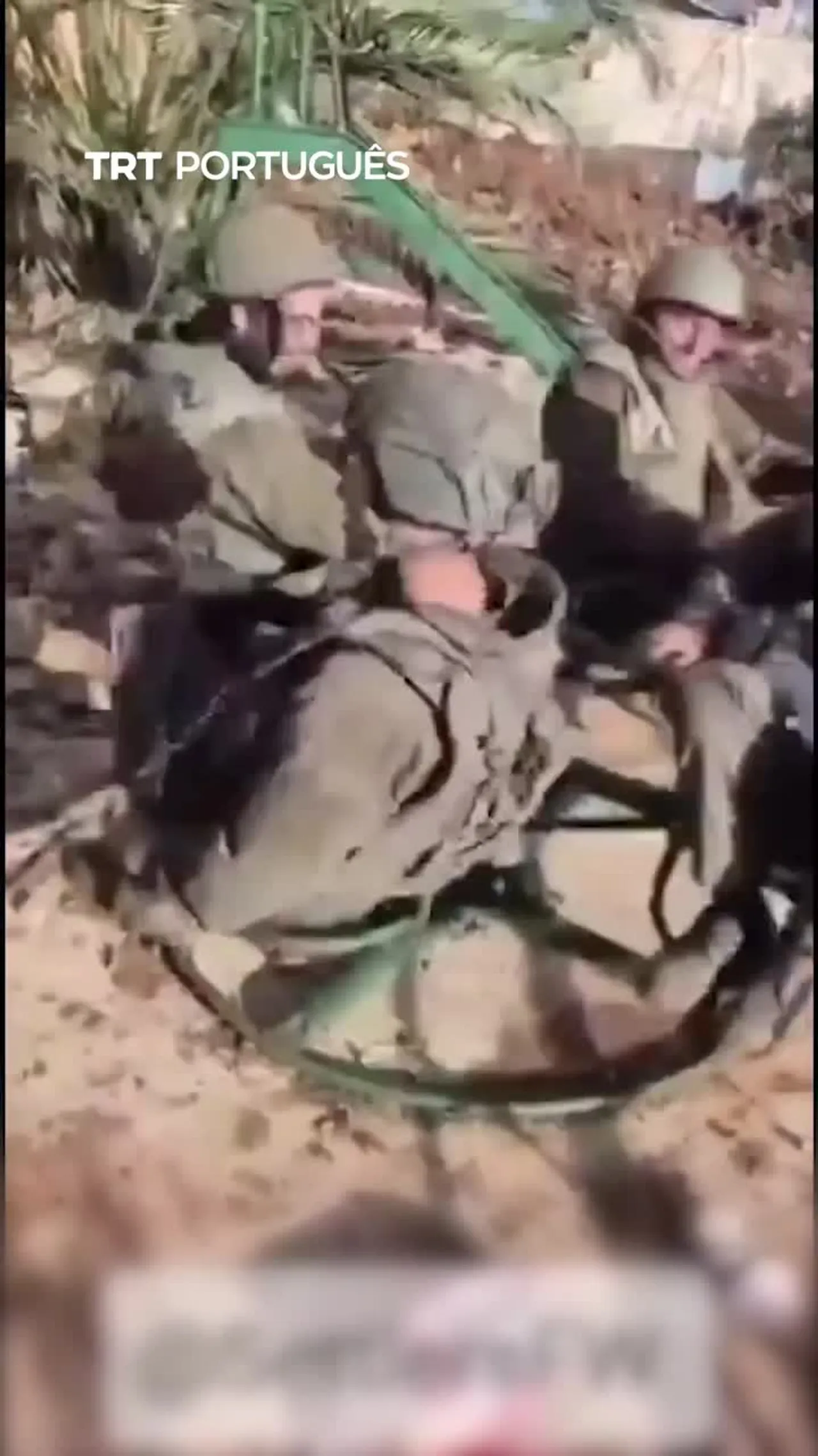 Soldados israelitas filmaram-se a brincar num parque infantil no sul do Líbano