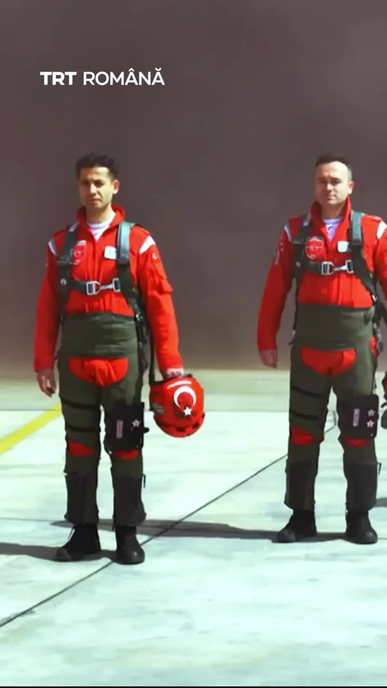 Zbor istoric al Stelelor Turcești la Çanakkale