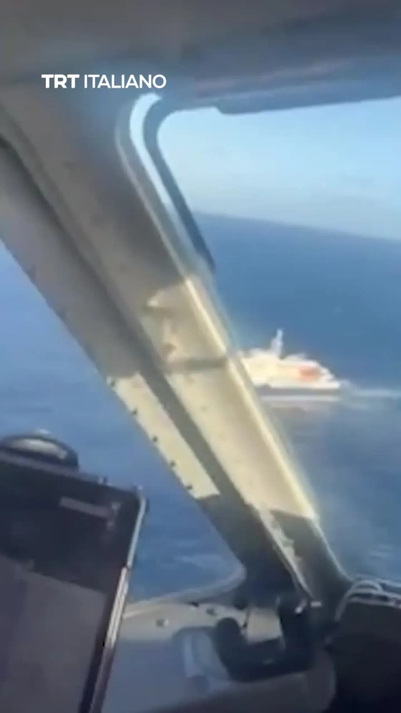 La nave da crociera sospettata di un focolaio di Hantavirus è stata scortata fino al porto