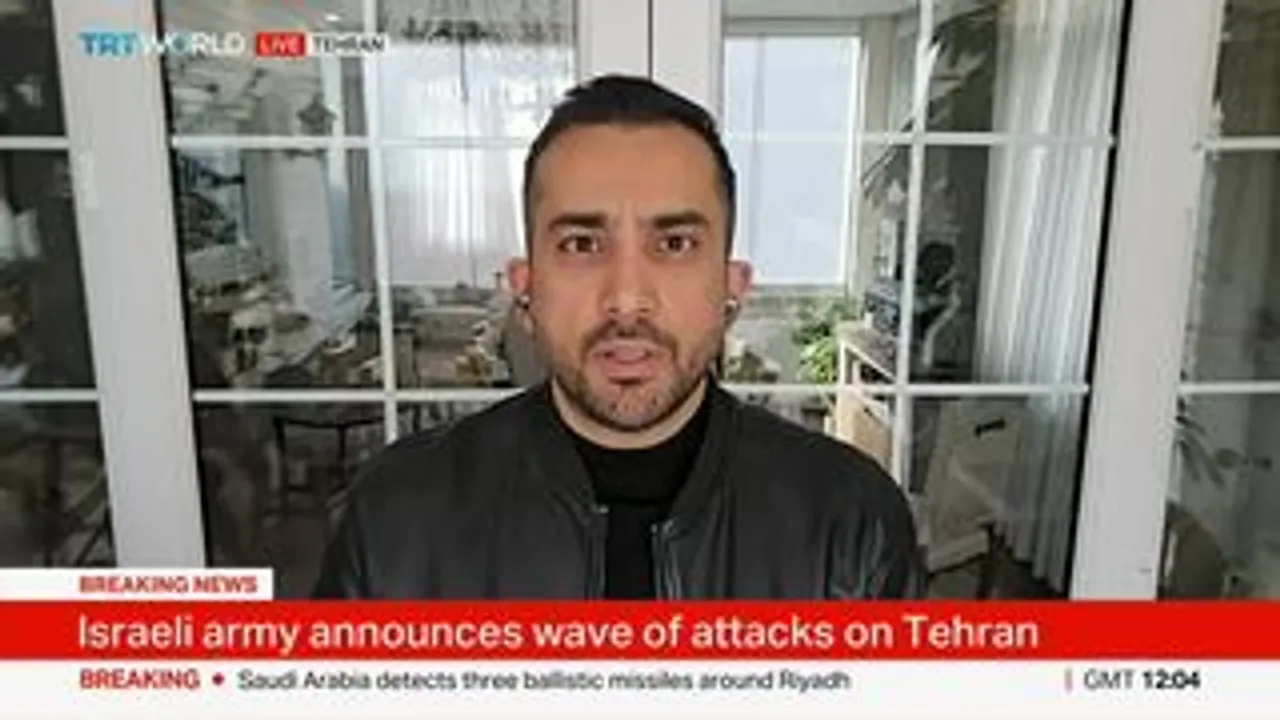 Israel orders bombing of bridges, demolition of homes in Lebanese frontline